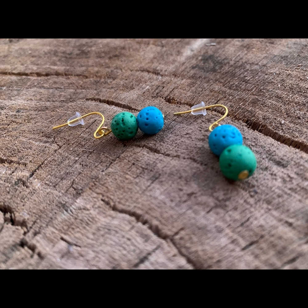 BLUE GREEN 8 MM LAVA ROCK EARRINGS